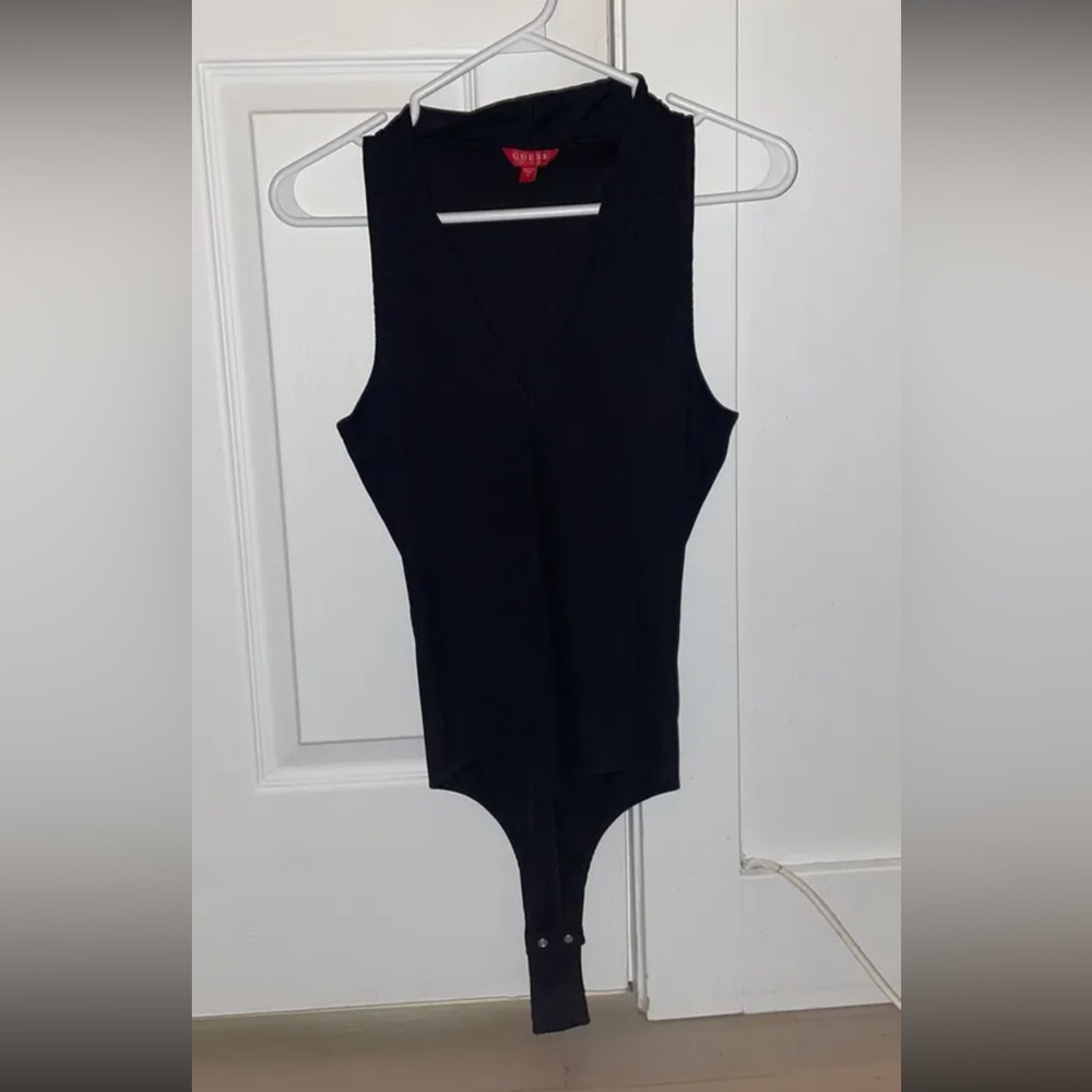 Guess jeans deep v neck bodysuit